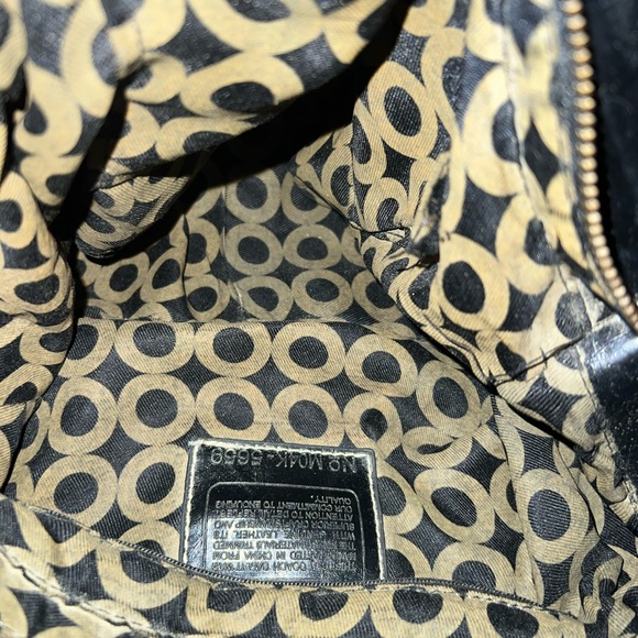 Coach hobo purse - Picture 3 of 4